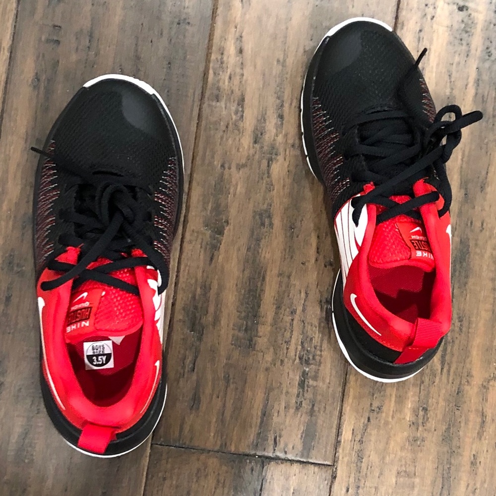 These are boys Nike sneakers